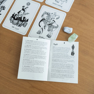 Many Queens Tarot