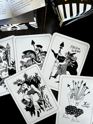 Many Queens Tarot